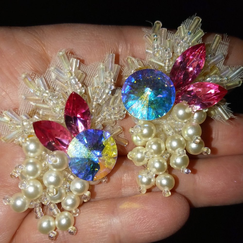 SILVER TONED FAUX PEARL AND RHINESTONE SHOE CLIPS